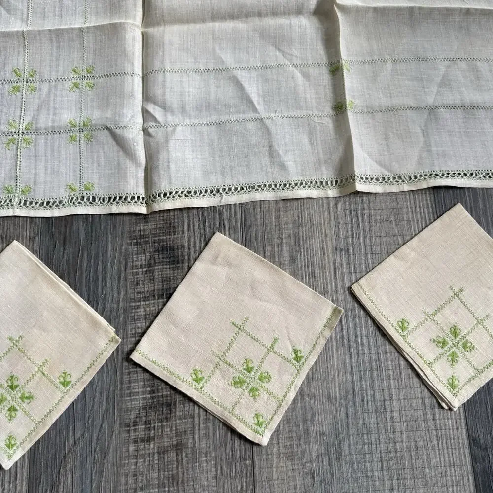VTG 5 Piece Linen Set Square Tea Tablecloth 4 Napkins Hand Embroidery Lace Trim